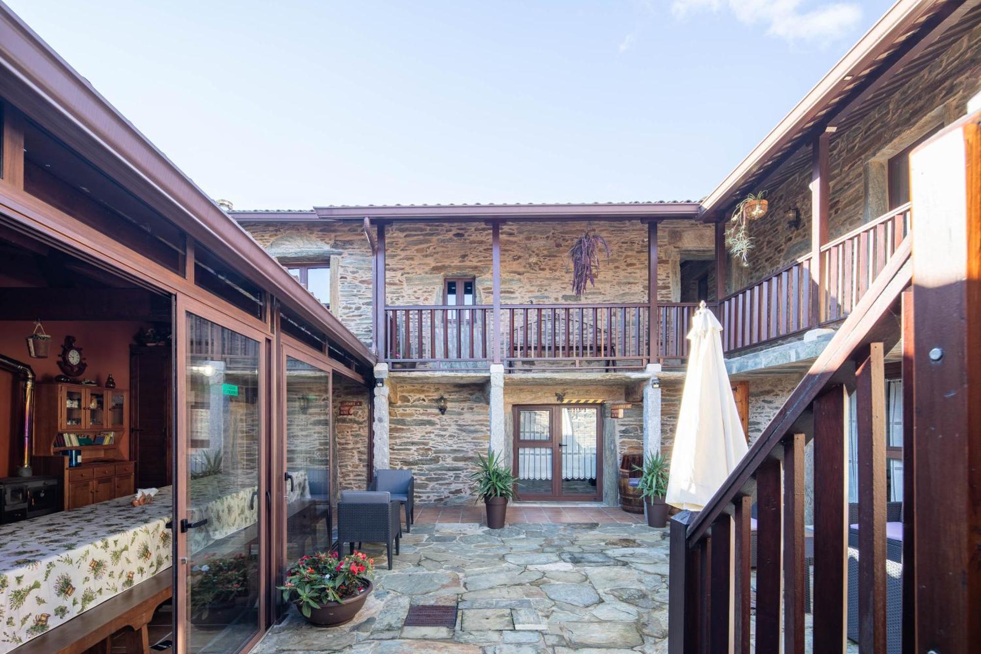 Maison d'hôtes O Forno Do Curro-Casina Da Avela à Boborás Extérieur photo