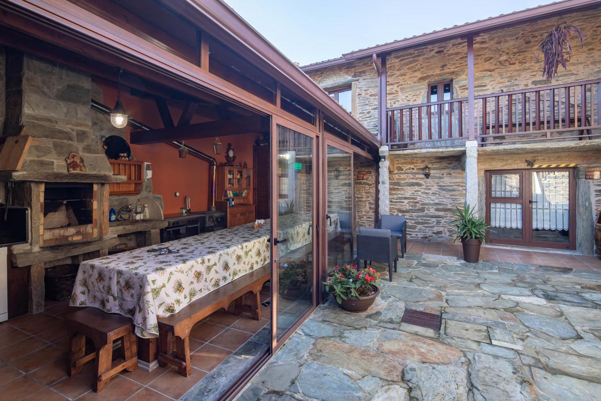 Maison d'hôtes O Forno Do Curro-Casina Da Avela à Boborás Extérieur photo